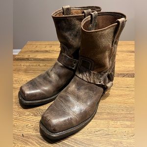 Frye 8r harness boots